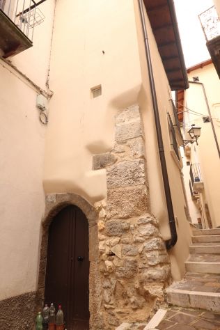 VENDESI INTERESSANTE SOLUZIONE AD ANVERSA DEGLI ABRUZZI - Foto 9
