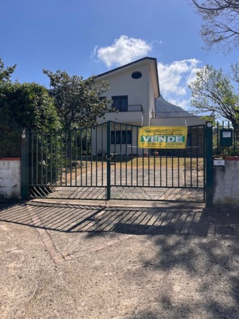 Capaccio Paestum casa unifamiliare con giardino - Foto 2