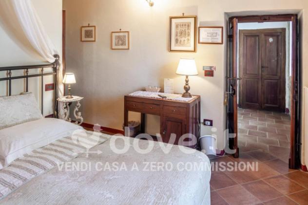 Villa di 250 m² con più di 5 locali e posto auto in vendita a Castel del Piano - Foto 19