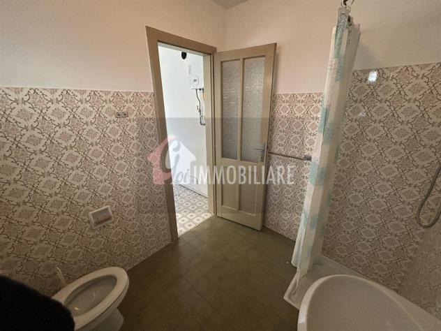 Casa indipendente con cortile e barchessa a Rivarolo Mantovano - Foto 14