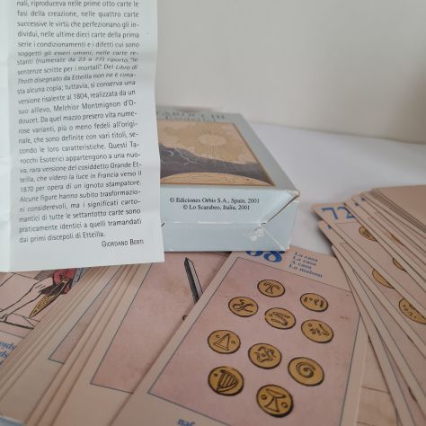 Tarocchi Esoterici , un mazzo carte divinatorie ,con pieghevole storico di G - Foto 2