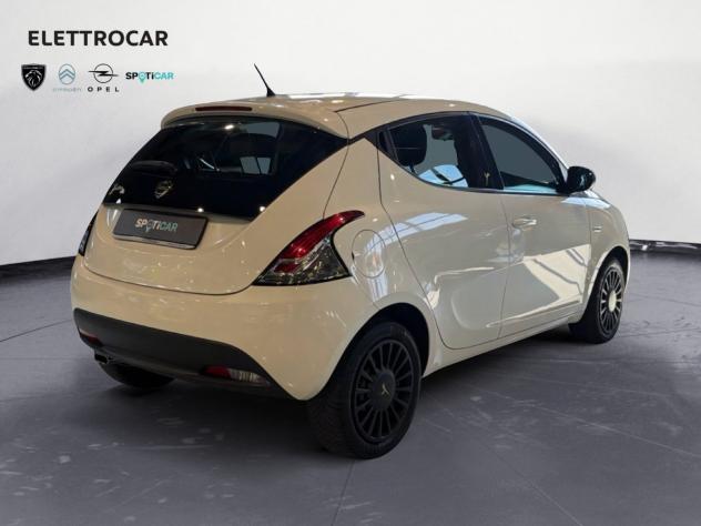 Lancia Ypsilon 1.2 69CV 5P GPL ECOCHIC ELEFANTINO - Foto 5