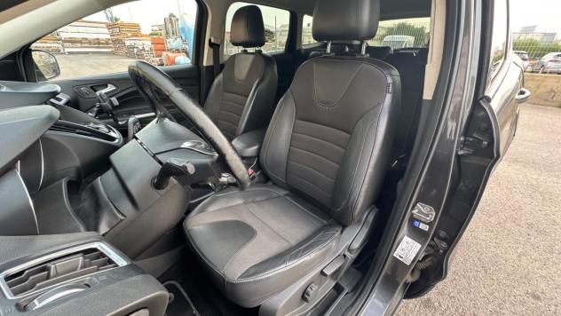 Ford Kuga 2.0 TDCI 150 CV 2017 - Foto 10