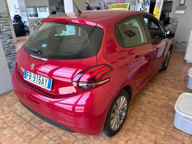 Peugeot 208 1.2benz. Allure - Foto 4