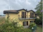 GAVIRATE STUPENDA VILLETTA RISTRUTTURATA