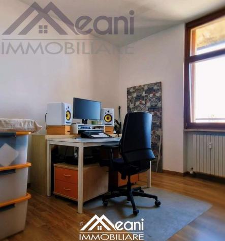 339 - LOC - ULTIMO PIANO - 4 LOCALI CON AMPIA CANTINA E BOX - Foto 14