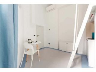 Monolocale  2 livelli Milano-Corso Magenta!