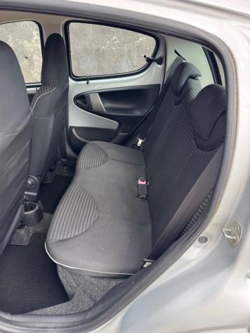 Peugeot 107 1.0 CLIMATIZZATORE - Foto 9
