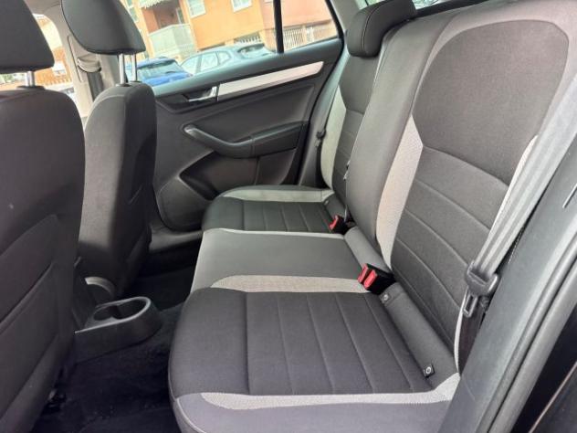 SKODA Rapid Spaceback 1.4 TDI 90 CV Design Edition rif. 24148747 - Foto 9