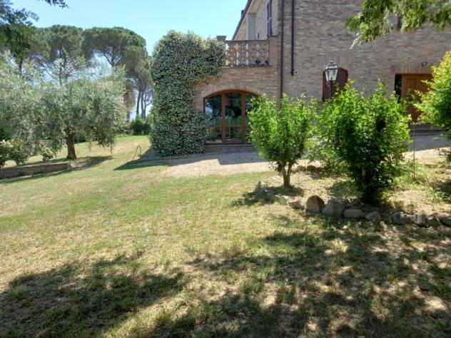 VILLA CON GRANDE PARCO IN ZONA CASTIGLIONE DEL LAGO - Foto 2