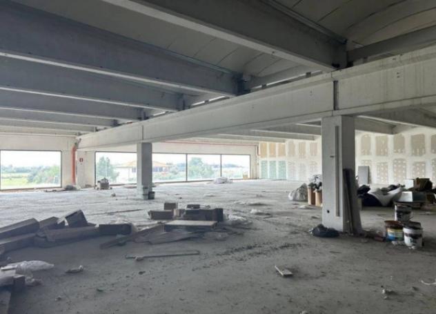 Immobile in asta di 526 m² in vendita a Cascina - Foto 9