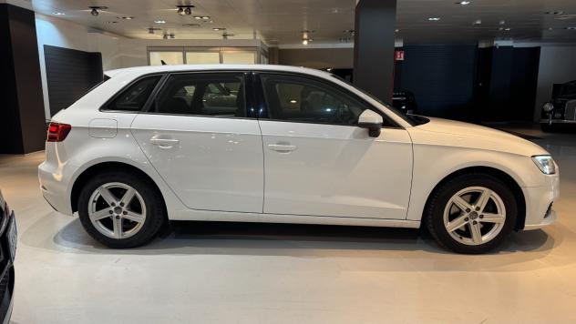 AUDI A3 SPB 1.6 DIESEL 116CV ADMIRED- 2018 - Foto 8