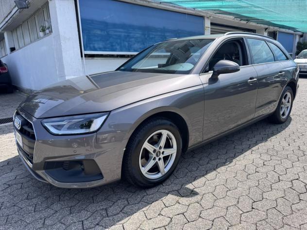 Audi A4 Avant 30 TDI/136 CV S tronic Business Advanced*EURO6
