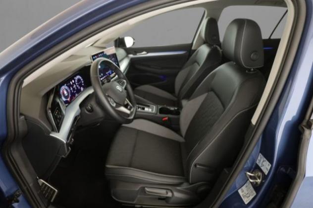 VOLKSWAGEN Golf 2.0 TDI 150 CV DSG SCR Editon Plus rif. 23758250 - Foto 7