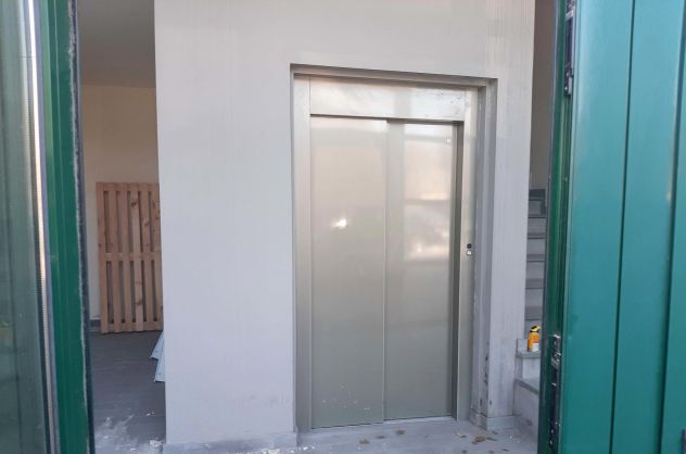 CAPANNONI POLIFUNZIONALI 675 MQ PRIMO PIANO A CALCINELLI (PU) - Foto 5