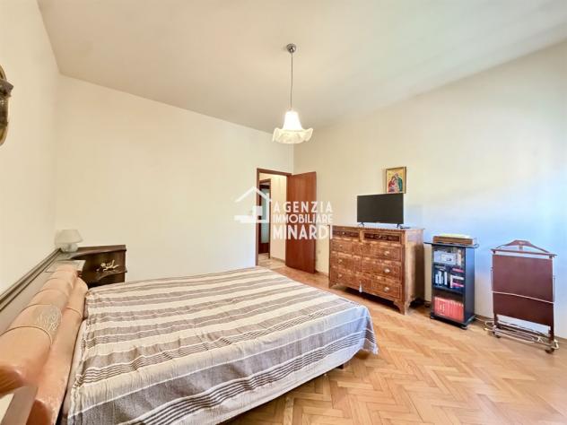 FAENZA – CENTRO STORICO | AMPIO APPARTAMENTO CON 3 CAMERE, ASCENSORE, BALCONE E GARAGE - Foto 19
