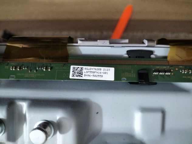Pezzi di ricambio Smart Tv SAMSUNG UE55TU7090UXZT. - Foto 4