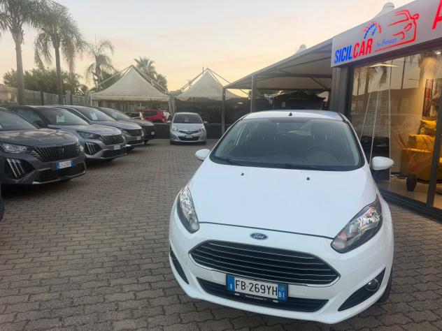 Ford Fiesta 1.5 TDCi 75CV 5 porte Black & White Edition, CON SOLI KM77.000 - Foto 2