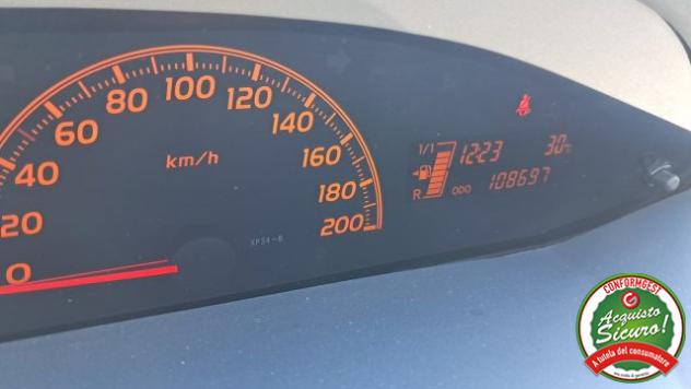 TOYOTA Yaris 1.4 D-4D DPF 5 porte Sol+Confort Pack rif. 23792721 - Foto 6