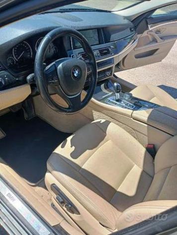 Bmw serie 5 touring luxury (f10/11) - 2014 - Foto 4