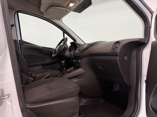Ford Courier 1.5 TDCi 75 cv Trend - Foto 9