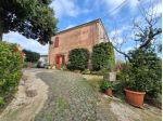 Villa in Via di Contrada Comune