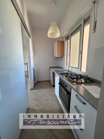 APPARTAMENTO di 6 vani e di 100 mq (VIAREGGIO) rif. A1005 - Foto 6