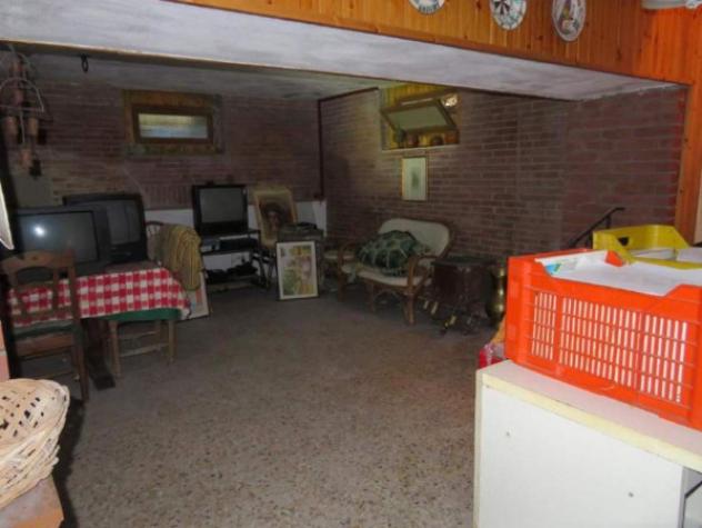 Immobile in asta di 165 m² con più di 5 locali e box auto in vendita a Castiglione in Teverina - Foto 12