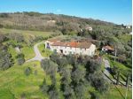 Casale in vendita a Lucca