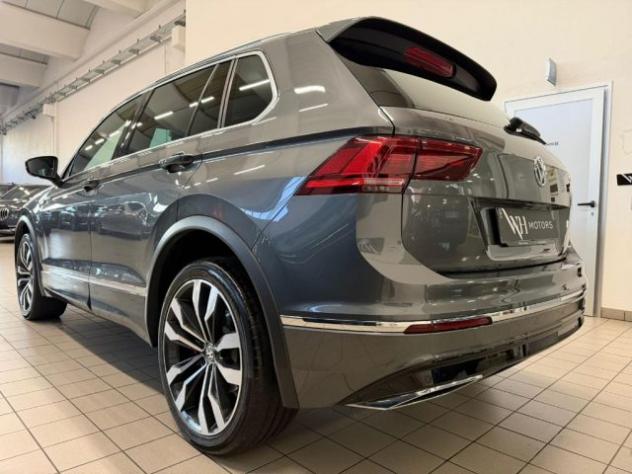 VOLKSWAGEN Tiguan 2.0 BiTDI SCR DSG 4MOTION Executive R-Line BMT rif. 24123275 - Foto 4