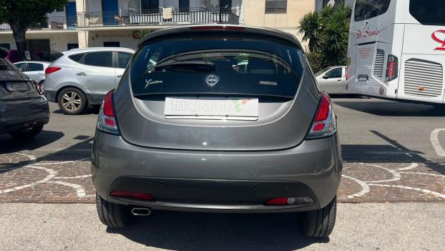 Lancia Ypsilon 1.0 FireFly 5 porte S&S Hybrid Gold - Foto 5