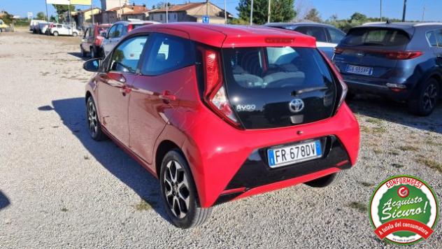 TOYOTA Aygo 1.0 VVT-i 72 CV 5 porte x-fun rif. 24069747 - Foto 10
