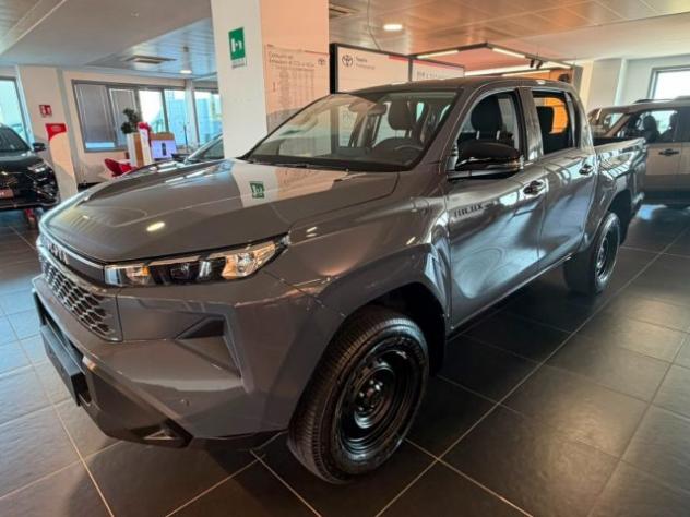TOYOTA Hilux NG26 2.8 D-4D A/T 4WD 48V 4 porte Double Cab rif. 23719198 - Foto 2