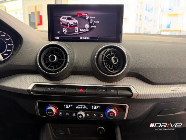 AUDI Q2 Q2 35 TFSI S tronic Admired - Foto 10