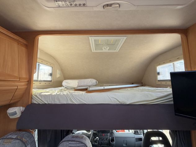 Camper Adria Mansardato 6 posti - Foto 10