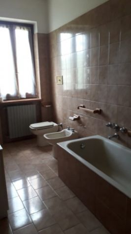 CASA CON DUE APPARTAMENTI CON INGRESSI INDIPENDENTI - Foto 8