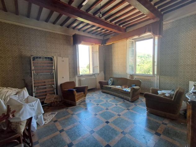 Appartamento in vendita a Buti 195 mq Rif: 1420643