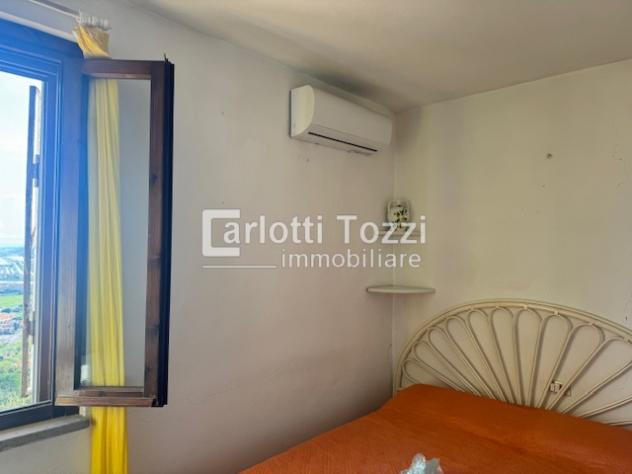 APPARTAMENTO INDIPENDENTE di 6 vani e di 160 mq (CASTIGLIONE DELLA PESCAIA) rif. 03692 - Foto 12