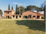 Villa Con Vista Panoramica su Lucignano - V182