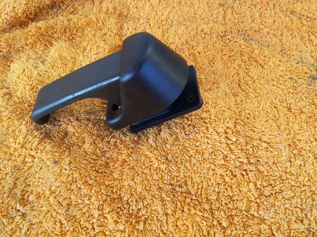 Maniglia apertura porta Fiat 131,marrone .