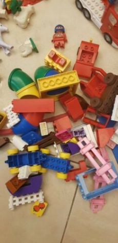 lego originale centinaia di pezzi come nelle foto - Foto 8