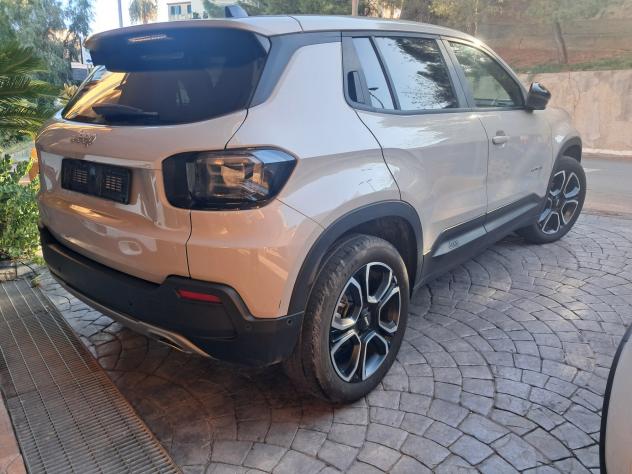 Jeep Avenger 1.2 Turbo 100 CV Summit - Foto 7