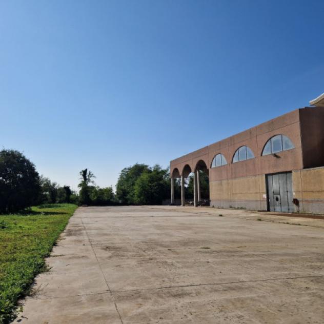 Immobile di 4000 m² con 1 locale in vendita a Rho - Foto 3