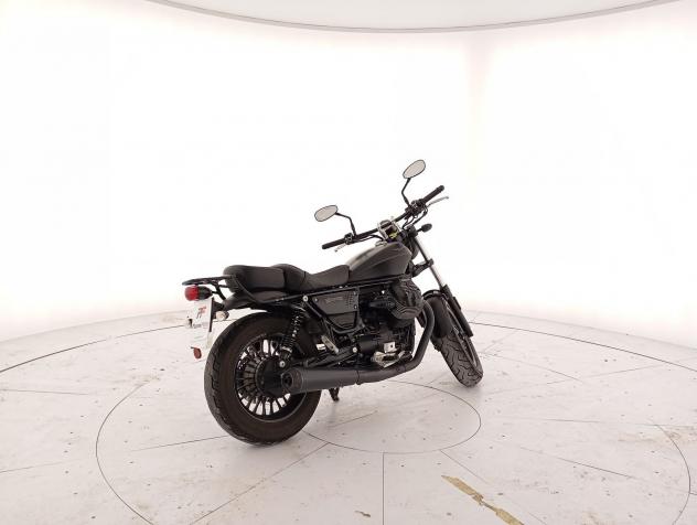 Moto Guzzi V9 Bobber - Foto 4