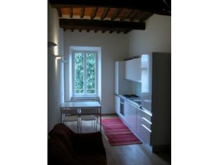 APPARTAMENTO di 2 vani e di 50 mq (PIETRASANTA - Pietrasanta) rif. 1512