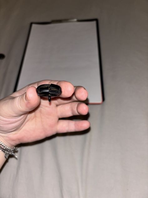 UN BOTTONE NUOVO MAI USATO IN VERA PELLE NERA INTRECCIATA E METALLO - Foto 6