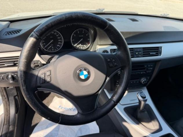 BMW 318 i cat Touring Attiva rif. 23829553 - Foto 10