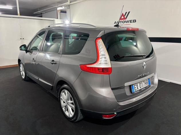 Renault Scenic Scic 1.5 dCi 110CV*7 POSTI* - Foto 6