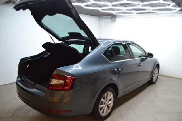 SKODA Octavia 1.6 TDI SCR 115 CV Executive rif. 24066976 - Foto 6