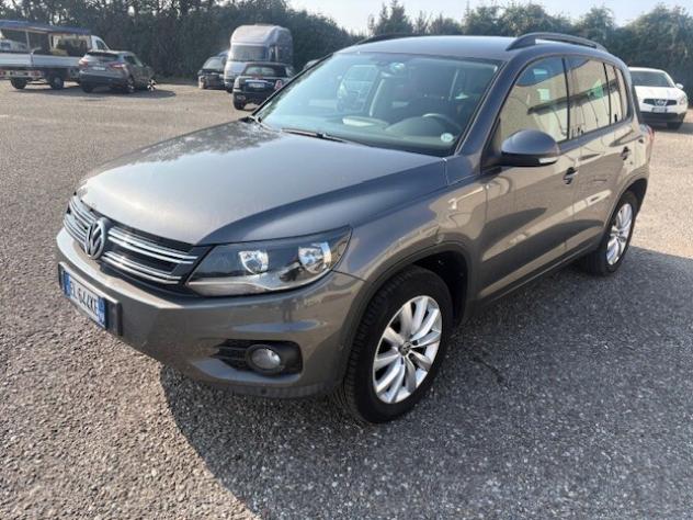 Volkswagen Tiguan 2.0 TDI 140 CV 4MOTION Sport & Style - Foto 10